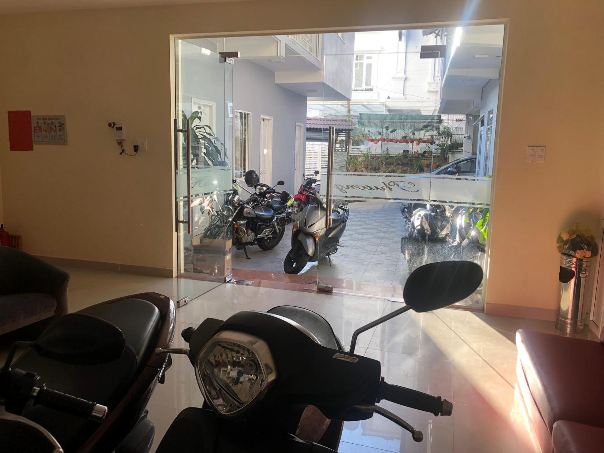 Phuong Hong Guesthouse Đà Lạt Extérieur photo