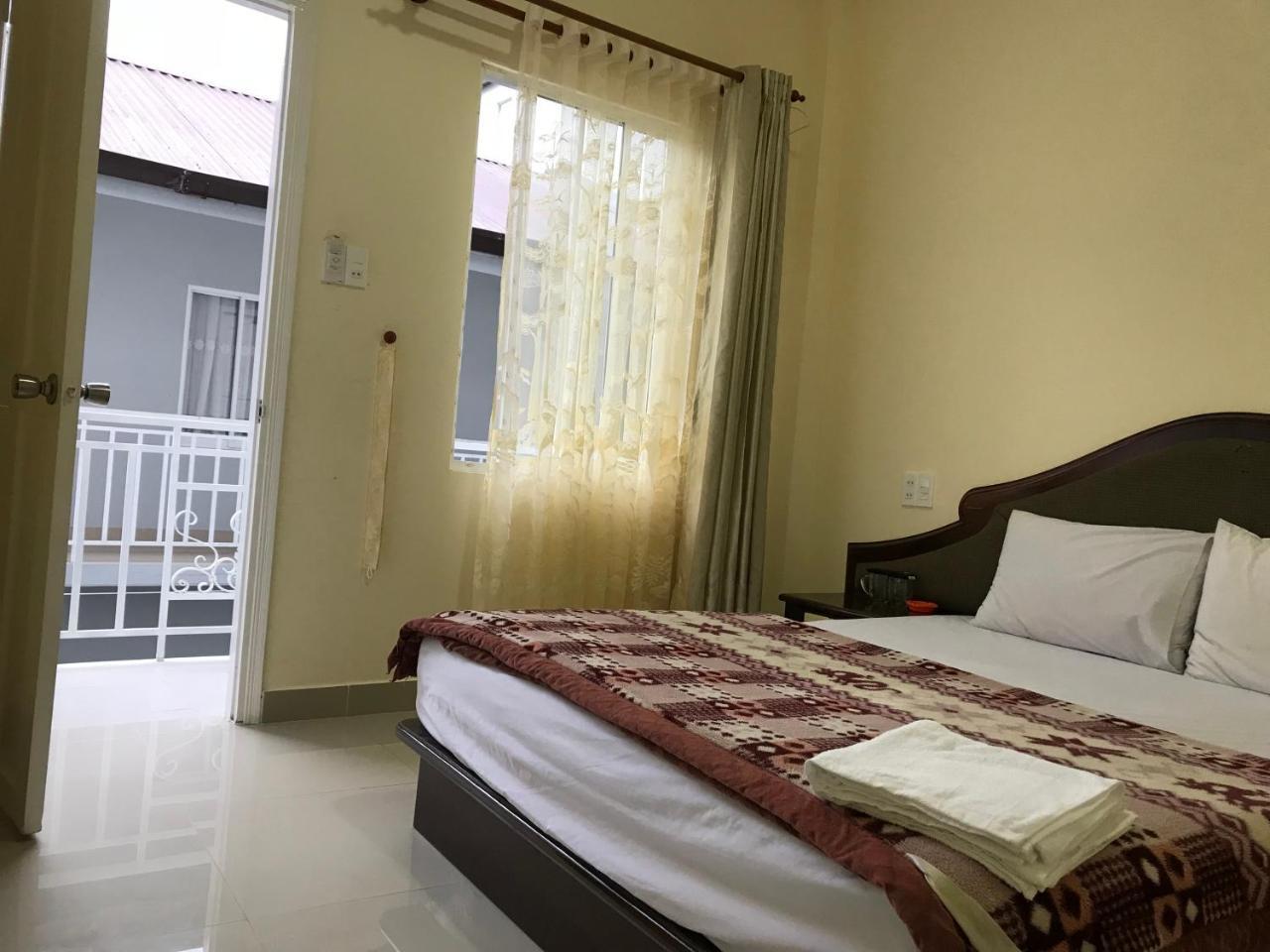 Phuong Hong Guesthouse Đà Lạt Extérieur photo